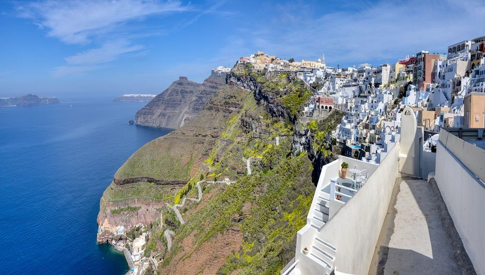 SANTORINI 3.jpg